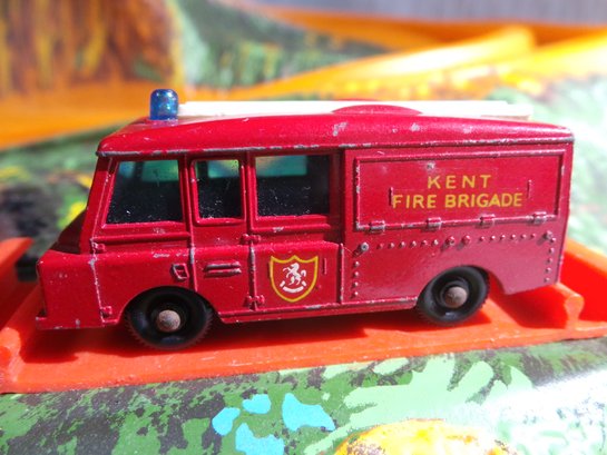 Lesney - 1960's Vintage # 57 Match Box Series - LandHover Fire  Truck With Ladder/ Blue Windows - Kent Fire