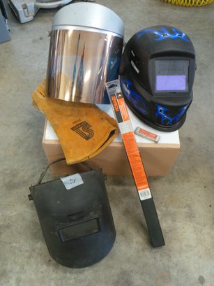 Lot # 16 ---welding Helmets - See Pics -