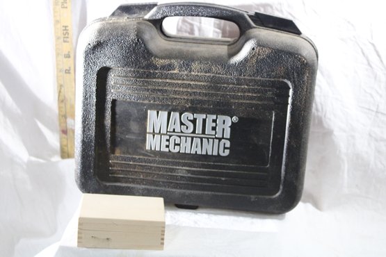 Master Mechanic Sander With Vacuum /Bag  & Some Pads- Works, Has Intact Case, Shims And Small Wooden Box!