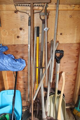Lot # 146 Misc Yard Tools Shovels - See Pics -