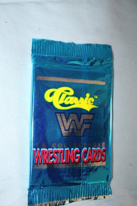 1989- Classic WWF  - SERIES I, 1 Unopened Pack, 15 Wrestling Cards & 1 LogoCard (#2)