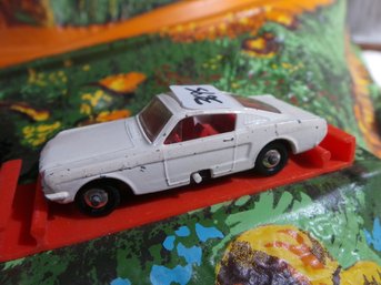 Lesney - 1960's Vintage # 8  Matchbox Series - Mustang - With Wheel Turn Lever