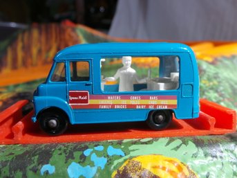 Lesney - 1960's Vintage #47 -  The Commer Ice Cream Canteen - Decals - Lyons Maid - Man In Back Serving