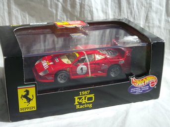 Hot Wheels 1998 -  1987 Ferrari  F 40 Racing -  New In Box - 22167