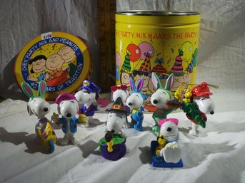 9  Snoopy Figuirines 2' Holiday MIx - Christmas, Valentine's, Halloween, Easter  In Collectible Peanuts Tin