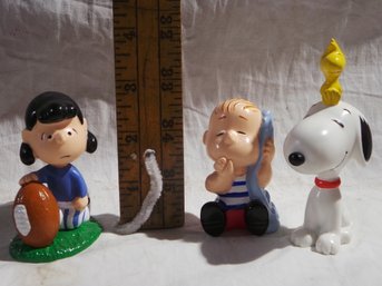 Very Collectible Vintage -3 Woodstock, Snoopy, Lucy, Linus  Figurines  2.5 ' Tall