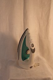 Steam Iron, Hamilton Beach, 12 Long, Retractable 10 Ft Long Cord, Appears Practicaly Unused