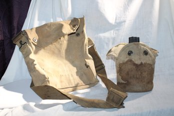 Vintage/Antique WWII Dismounted Canteen (US M19) & Matching USA Respirator Bag- Militaria