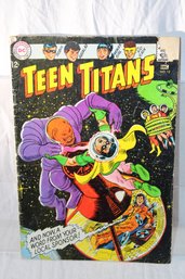 Comics - DC Comics - Teen Titans -12c - No.12  - And Now A Word From Our Local Sponsor