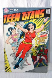 Comics - DC Comics - Teen Titans -15c - No.23 - New Wonder Girl Is Here
