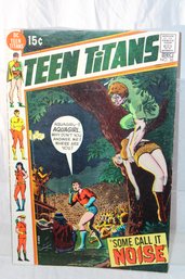 Comics - DC Comics - Teen Titans -15c - No.30 - Some Call It Noise