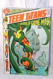 Comics - DC Comics - Teen Titans -15c - No.32 -  A World Gone Mad