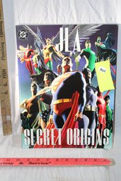 Comics -  Giant - DC Comics - Justice League Of America - Secret Origins - 2002 (1)