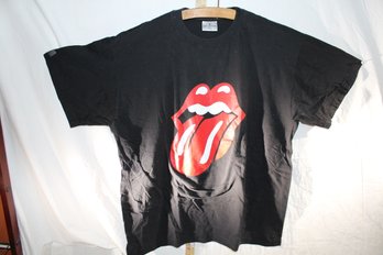 Vinyl -Ephemera-Brand Apparel Rolling Stones Classic 'Lips' Tee Shirt Size Large - New Never Worn