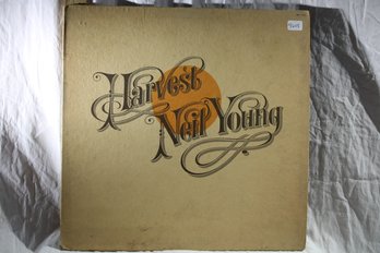 Vinyl -Neil Young - Harvest -  Record Good, Cover Good