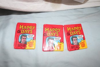1976- Happy Days Tv Show -3 Unopened Topps Wax Packs Of Trading Cards With Sticker (3)))
