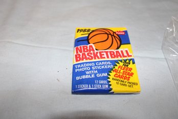 1988 Fleer  NBA Basketball Trading Cards/ Stickers   1 Unopened Wax Pack, 12 Cards 1 Stickersr