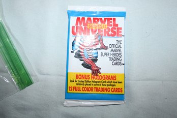 1991 - MARVEL UNIVERSE SERIES II - Super Heroes Full Color Trading Cards, 1 Unopened Pack, 12 Cards