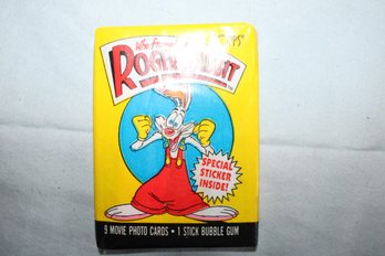 1987-  Topps * Who Framed Roger Rabbit - 9 Movie Photo Cards,  1 Unopened  Pack