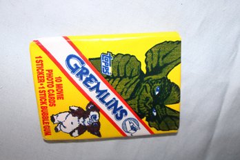 1984- Topps * Gremlins*  10 Movie Photo Cards & ! Sticker,  1 Unopened  Pack