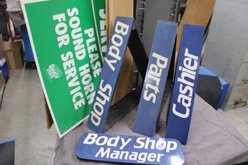 Lot72 - Misc Lot Of GM Advertising Cashier, Bodyshop, Quakerstate Wood See Pics