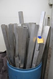 Lot143 - Drum Of Aluminum Pieces, See Pics