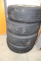 Lot175 - Lot Of 4 - VW Alloy Wheels And Tires 215/65/16 See Pics