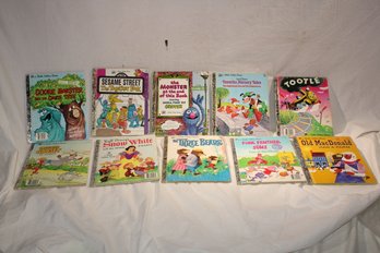 10 Vintage Little Golden Books For Children -tootle Nursery Tales,old Mac Donald Pink Panther,sesame Street