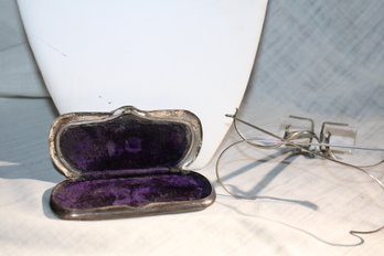 Antique 925 Sterling Silver Glasses Case  (approx 64g) And Period High Tech Magnifying Glasses !!