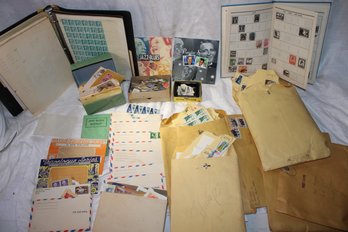 EPHEMERA - American And Foreign Stamp Collection 2 Books, Envelopes With Raw Cancelled And Usable Stamps