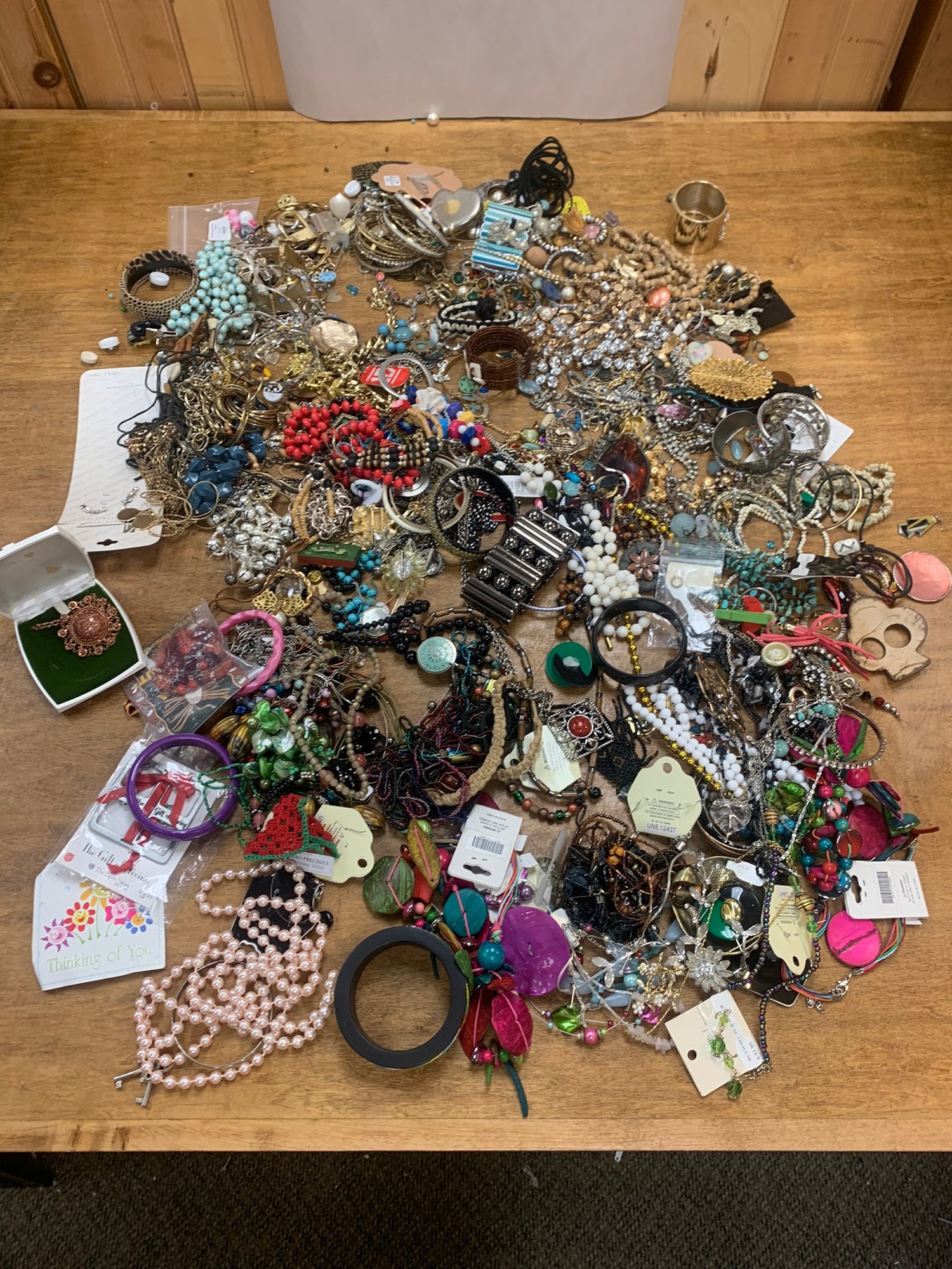 14 POUNDS OF ASSORTED JEWELRY #1913 | Auctionninja.com