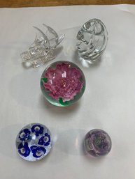 LOT OF 5 BEAUTIFUL PAPER WEIGHTS