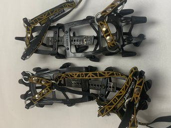 CHALET MOSER CRAMPONS