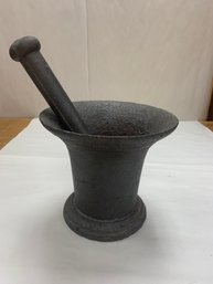 HEAVY CAST IRON MORTAR AND PESTLE     6.25 H   X7' W