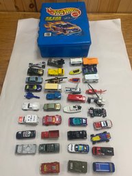 MATCHBOX CASE WITH/39 HOT WHEELS AND OTHERS