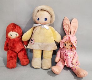 LOT OF 3 VINTAGE CLOTH DOLLS