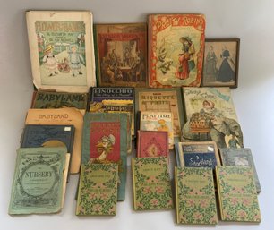 Lot Of Childrens Books & Pamphlets