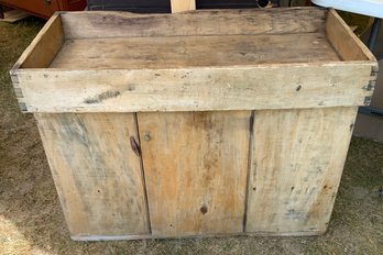 Scrub Pine Dry Sink, Single Door