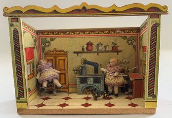 13  Long Small Room Box With 2 Carl Horn Dolls & Small Dog