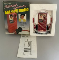 Ertl Michael Jackson AM/FM Radio In Original Box 1984