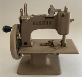 Childs Singer Sewing Hand Crank Sewing Machine