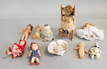 LOT OF VINTAGE MISCELLANEOUS SMALL DOLLS