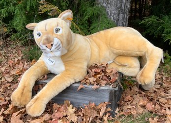 41 Steiff Plush Leonie Lioness