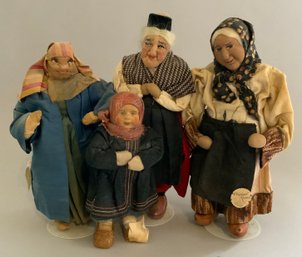 Lot Of 4  Cloth Dolls