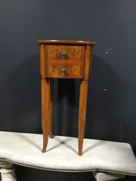 Bombay Reproduction And Table Approximately 30 X 16