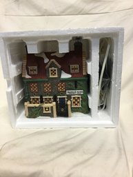 Dickens Village Series Deadlock Arms In Box Untested