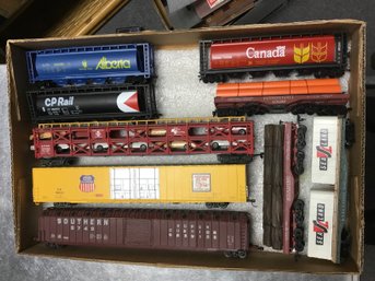 HO Scale Box Lot As Pictured Untested