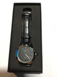 Mens Quartz Watch New Untested